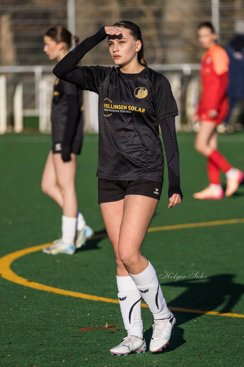 Bild 312 - wBJ VfL Pinneberg2 - Eimsbuttler TV 3 : Ergebnis: 5:0